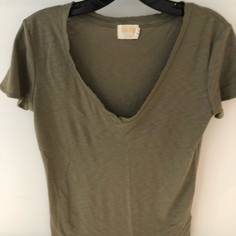 Perfect low v tee